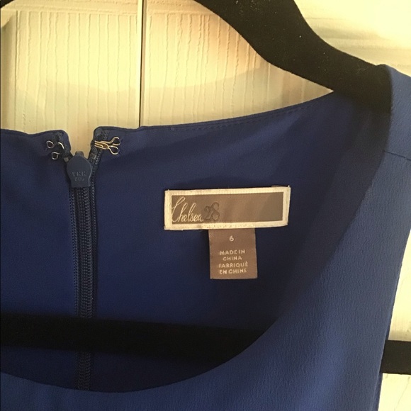 Chelsea28 Cutaway Maxi Dress - Picture 4 of 8